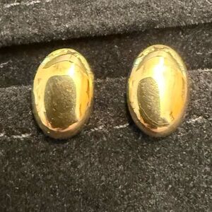 LIÉ STUDIO The Luna Earrings in Gold